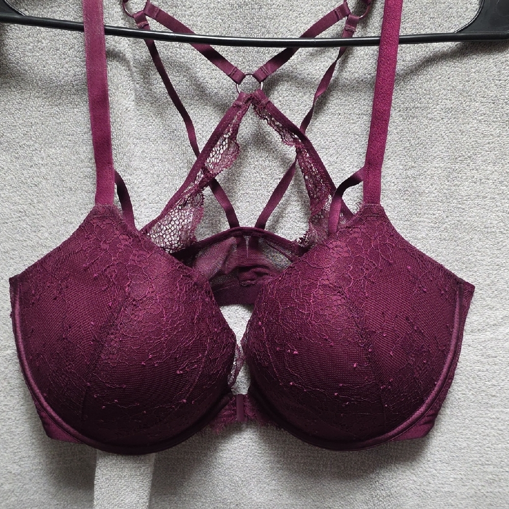 Victoria's Secret Deep Purple Lace Bra